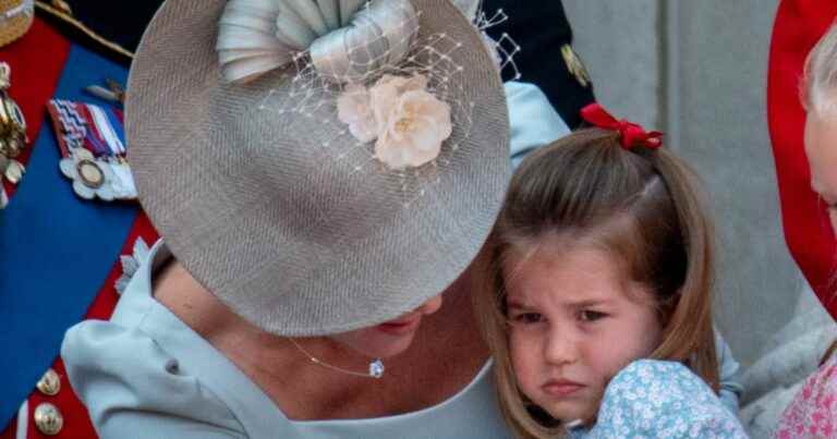 Princess Charlotte in tears on the balcony of Buckingham, revelations on a remarkable sequence