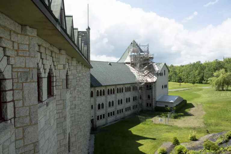 Saint-Benoît-du-Lac |  Major restoration projects at the abbey