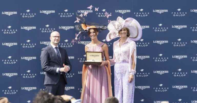 Sophie Thalmann: XXL hat for the Prix de Diane, an actress from Here it all begins makes the show