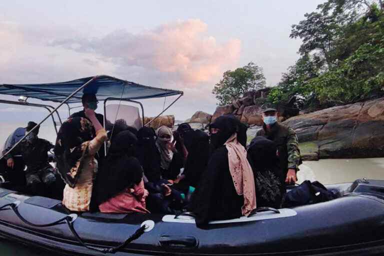 Thailand |  Nearly 60 Rohingya migrants discovered on an island