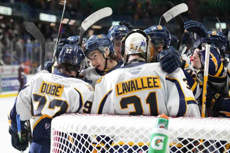 The Cataractes begin their run by winning 4-3 against the Oil Kings