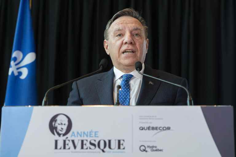 The journalism prize announced by François Legault creates unease