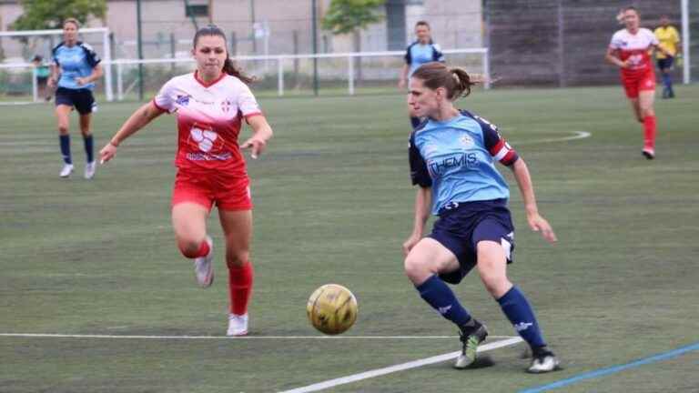 The women’s section of Tours FC finalist in a competition of the French Football Federation