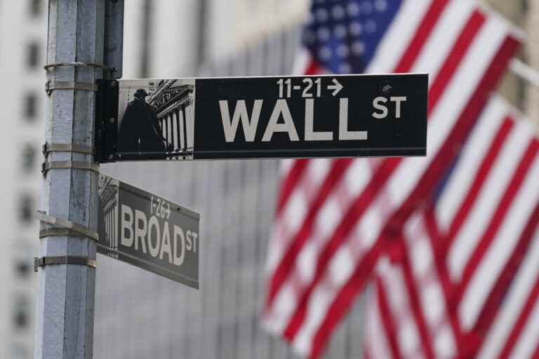 Wall Street ends up sharply