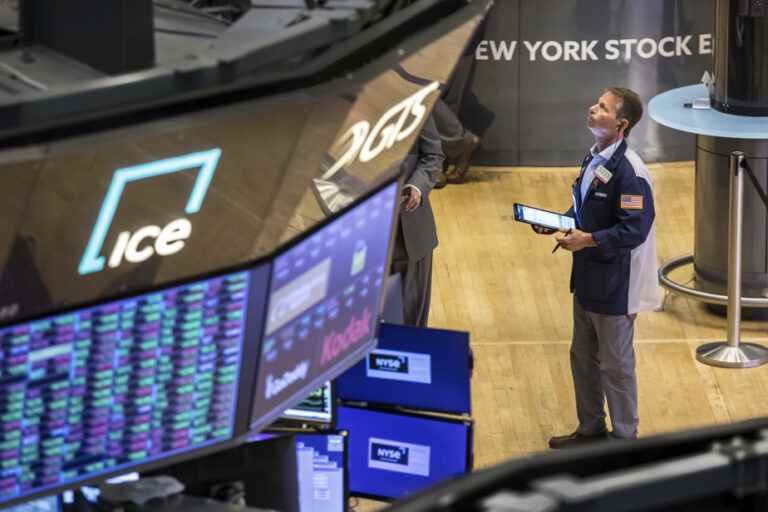 Wall Street starts lower after two sessions of gains