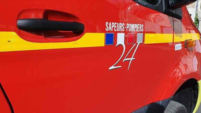 Weekend firefighter rescues farmer stuck under his tractor in Dordogne