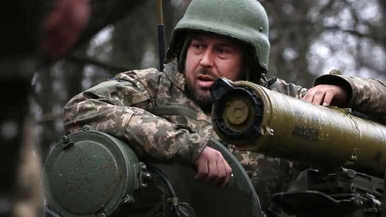 Western arms deliveries slow, Ukraine grows impatient