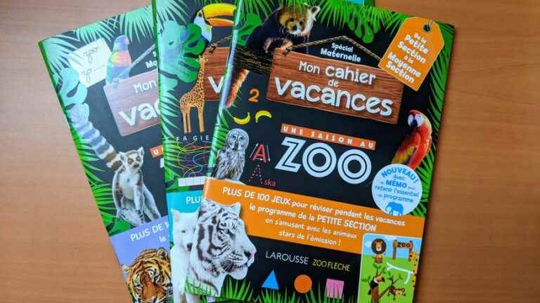 Win your holiday notebooks: a season at the zoo