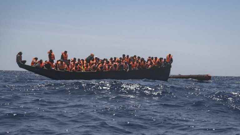 ship carrying over 100 migrants rescued in Aegean Sea