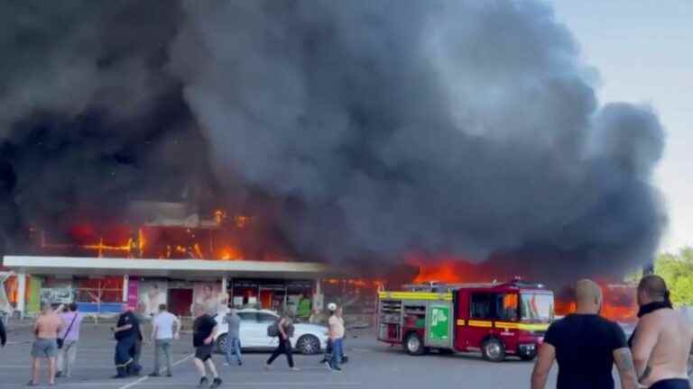 a shopping center bombed by the Russian army