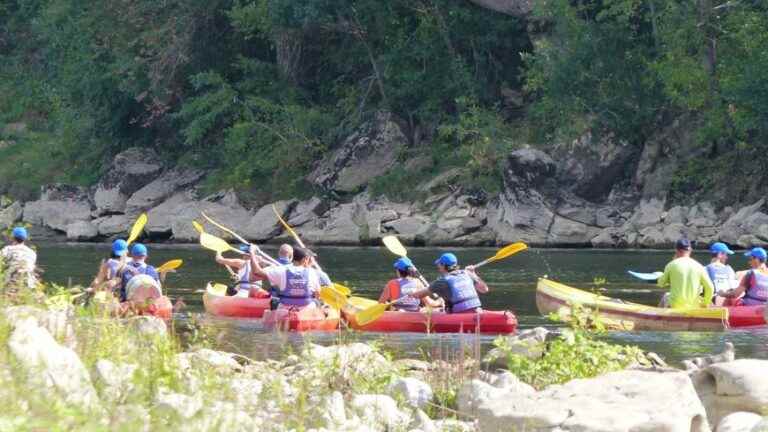 discover the nautical base of Pont d’Arc