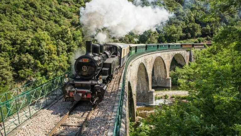 discover the train from Ardèche to Saint-Jean-de-Muzols