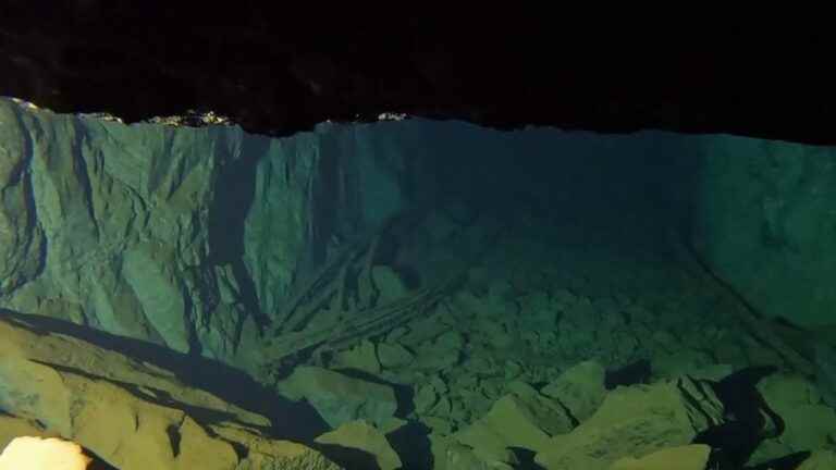 in Missouri, the blue entrails of the sunken Bonne Terre mine