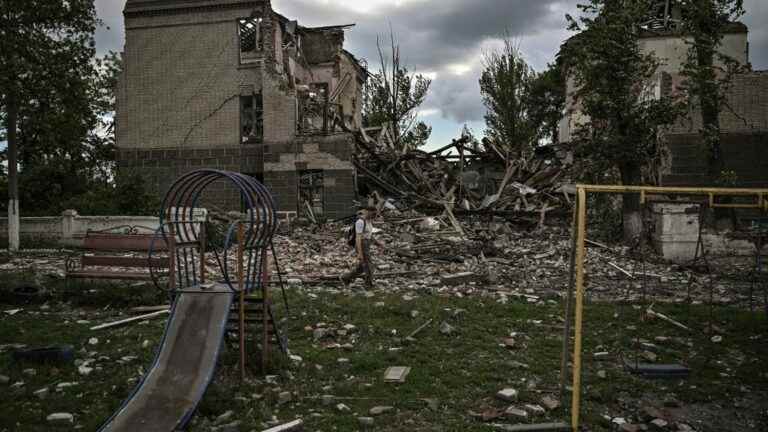 in the Donbass, the restrained anger of the inhabitants of Bakhmut who contest the Ukrainian strategy