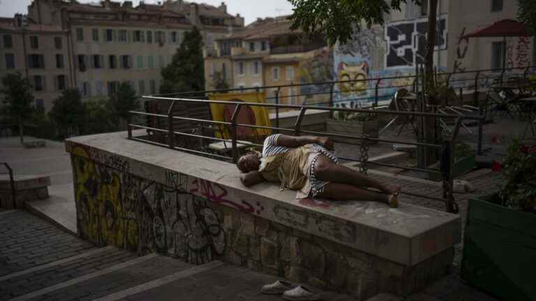 monthly nocturnal heat records broken in the Bouches-du-Rhône