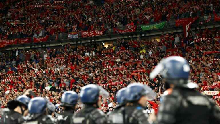 more than 2,000 police and gendarmes mobilized for the France-Denmark match at the Stade de France