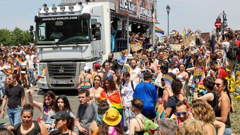 six injured including three seriously after an accident at the LGBT+ pride march