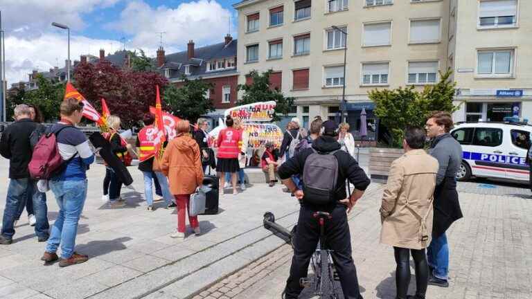 the CGT of the CHU of Amiens worried as summer approaches