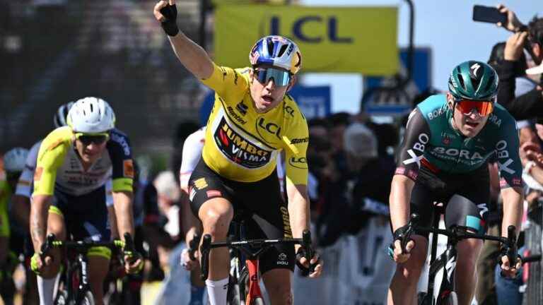 the yellow jersey Wout Van Aert wins the 5th stage in Chaintré