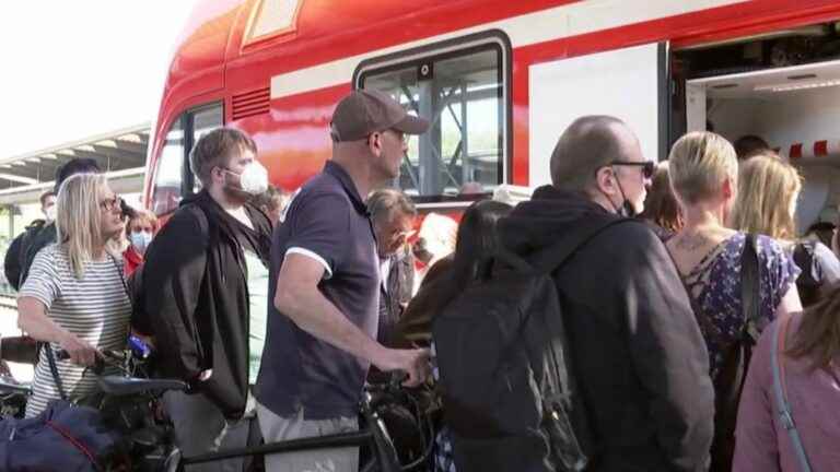 train tickets at 9 euros sow chaos in stations