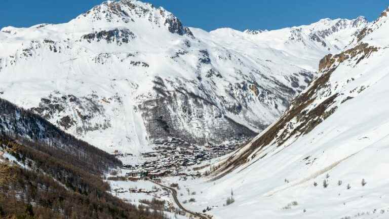 we will not be able to ski on the Pisaillas glacier either this spring or this summer