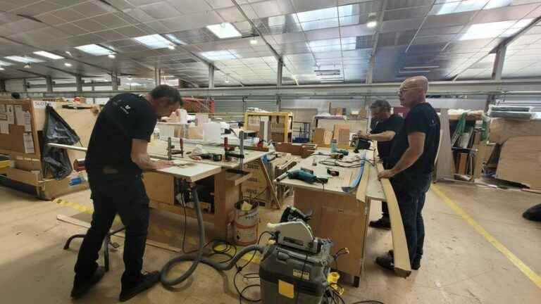 A boat builder recruits “tailor-made” trained employees in Cherbourg-en-Cotentin