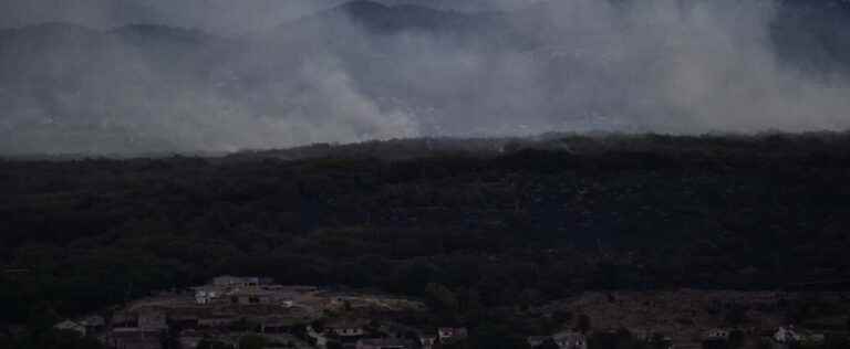 A fire ravages nearly 1000 hectares in France