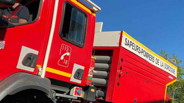 A shed full of agricultural equipment catches fire in the Double forest in the Dordogne