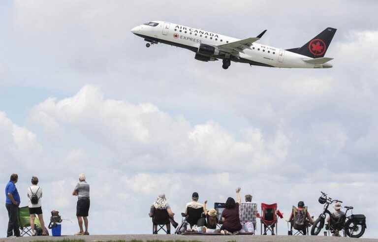 Airport Chaos: A Short Guide to Avoiding Turbulence