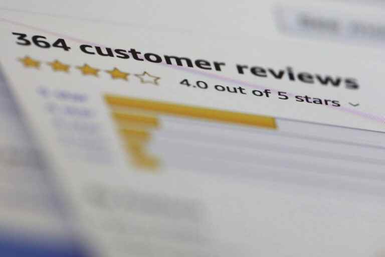 Amazon attacks Facebook groups that create fake reviews