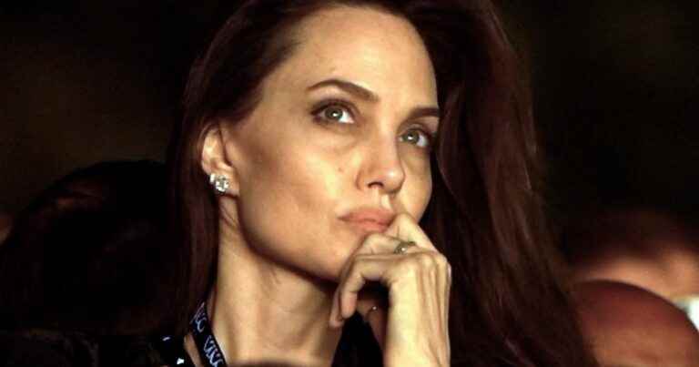 Angelina Jolie: Big breaks out at a concert in Rome with her daughter Shiloh, her lookalike!