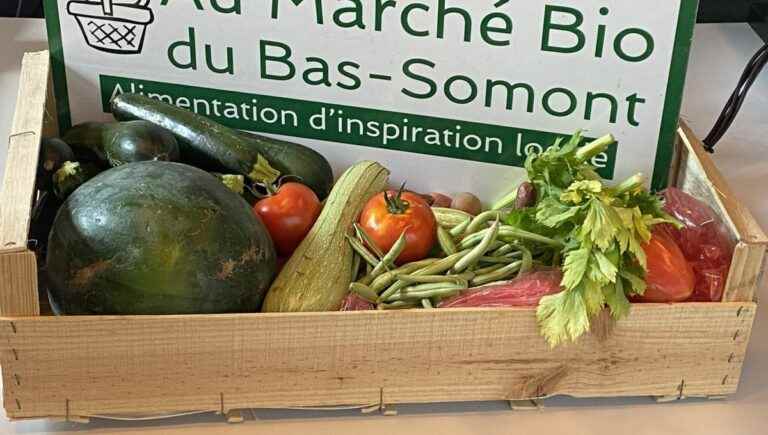 Annabelle Garin “At the organic market of Bas-Somont” in Yenne