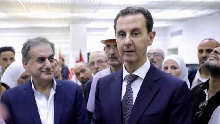 Bashar al-Assad visits Aleppo for Eid