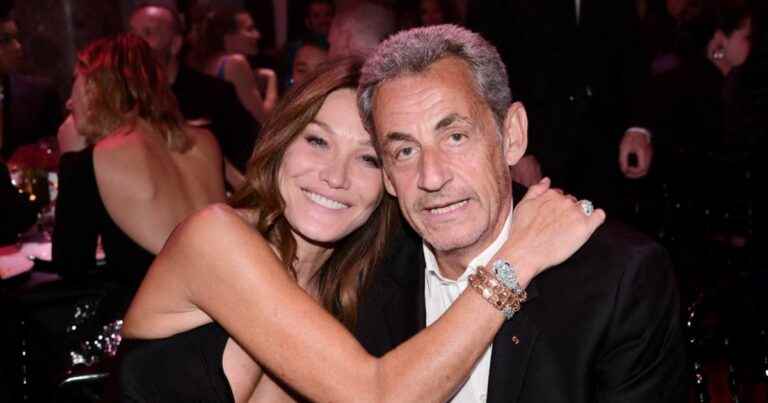 Carla Bruni and Nicolas Sarkozy in blended family mode, dream vacation with all the children!