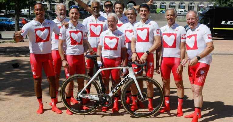 Claude Dartois, Maëva Coucke, Paul Belmondo… Beautiful people on bikes for solidarity action