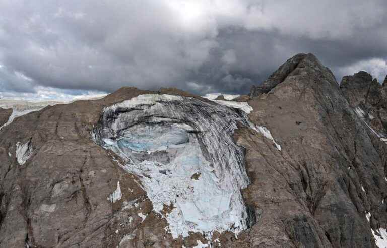 Collapsed glacier in Italy: the search continues