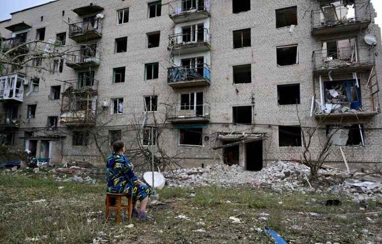 Eastern Ukraine, suffocated by bombs