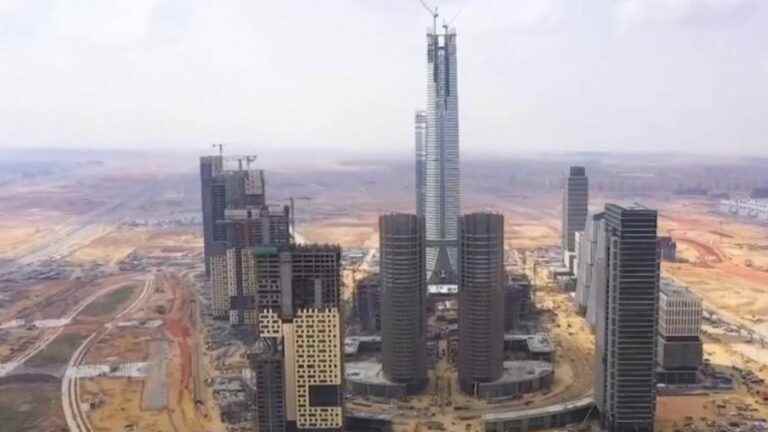 Egypt: in the new administrative capital, the tallest skyscraper in Africa