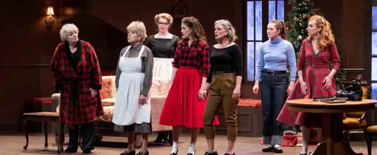 “Eight women” at the Théâtre de Rougemont: a well-crafted police camera