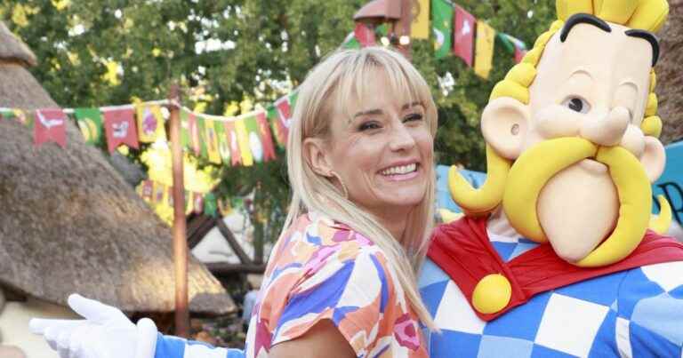 Elodie Gossuin with her family at Parc Astérix: her children Rose and Jules have grown up a lot!