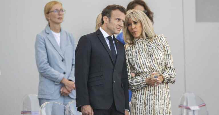 Emmanuel Macron and Brigitte accomplices during the parade of July 14: this tender kiss very noticed