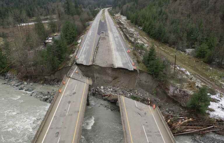 Environment Canada slow to classify atmospheric rivers