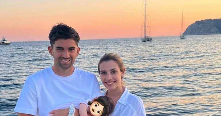 Enzo Zidane celebrates the 2 months of his daughter surrounded by his brothers on a magnificent boat