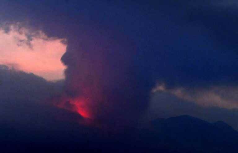 Evacuations in Japan after the eruption of the Sakurajima volcano