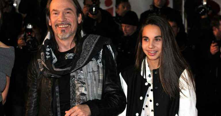 Florent Pagny: his daughter Ael, 23 years old and the perfect mix of her parents, seduces in a flashy bikini