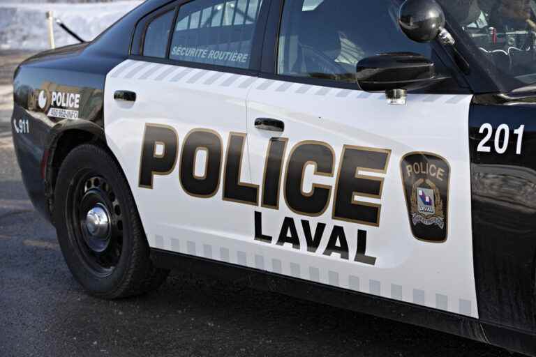 Four suspects arrested and a weapon seized in Laval