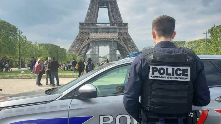 Gérald Darmanin announces the creation of 1,000 police stations within five in Paris