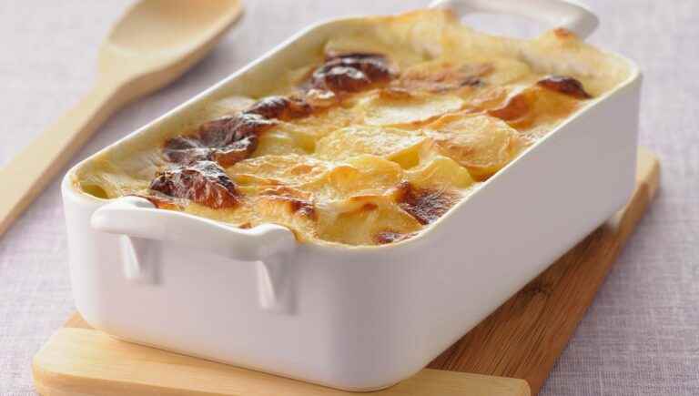 Gratin dauphinois and grated potatoes