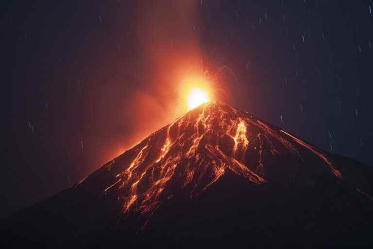 Guatemala |  The eruptive activity of the Volcan de Fuego increases