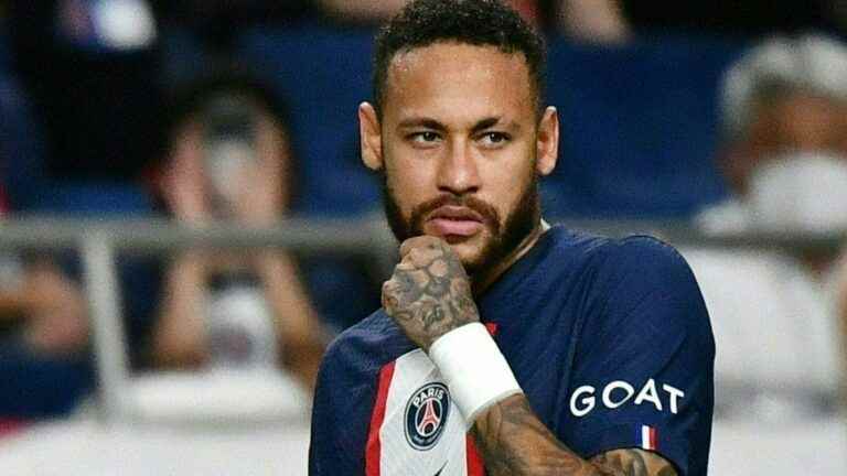 “I want to stay” at PSG, says Neymar